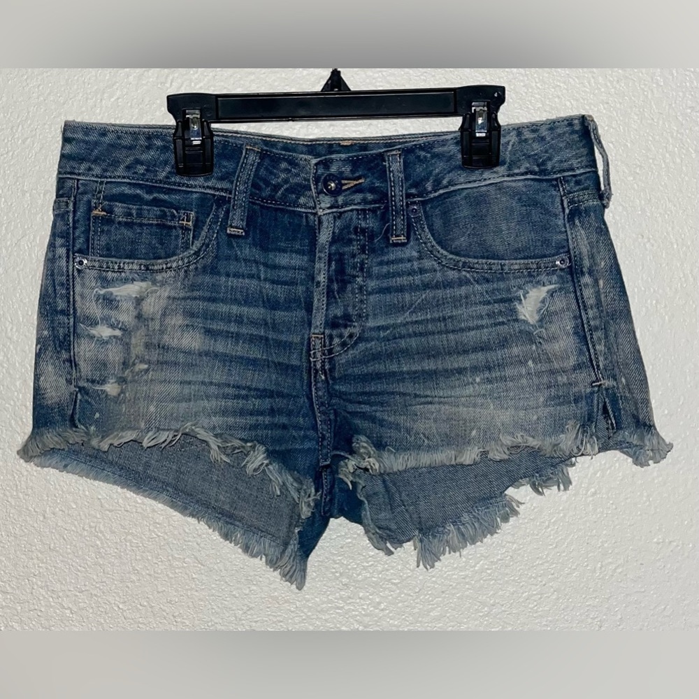 Abercrombie & Fitch Distressed Raw Hem Denim Shorts Mid Wash Size 26